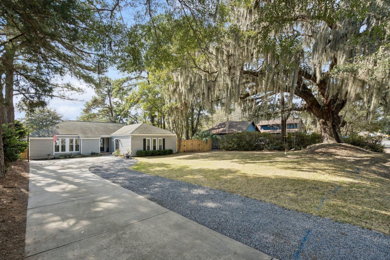 642 Williamson Drive Photo 5