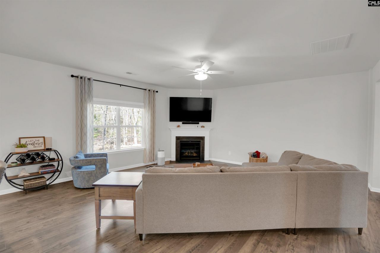 580 Stone Hollow Drive  Photo 10