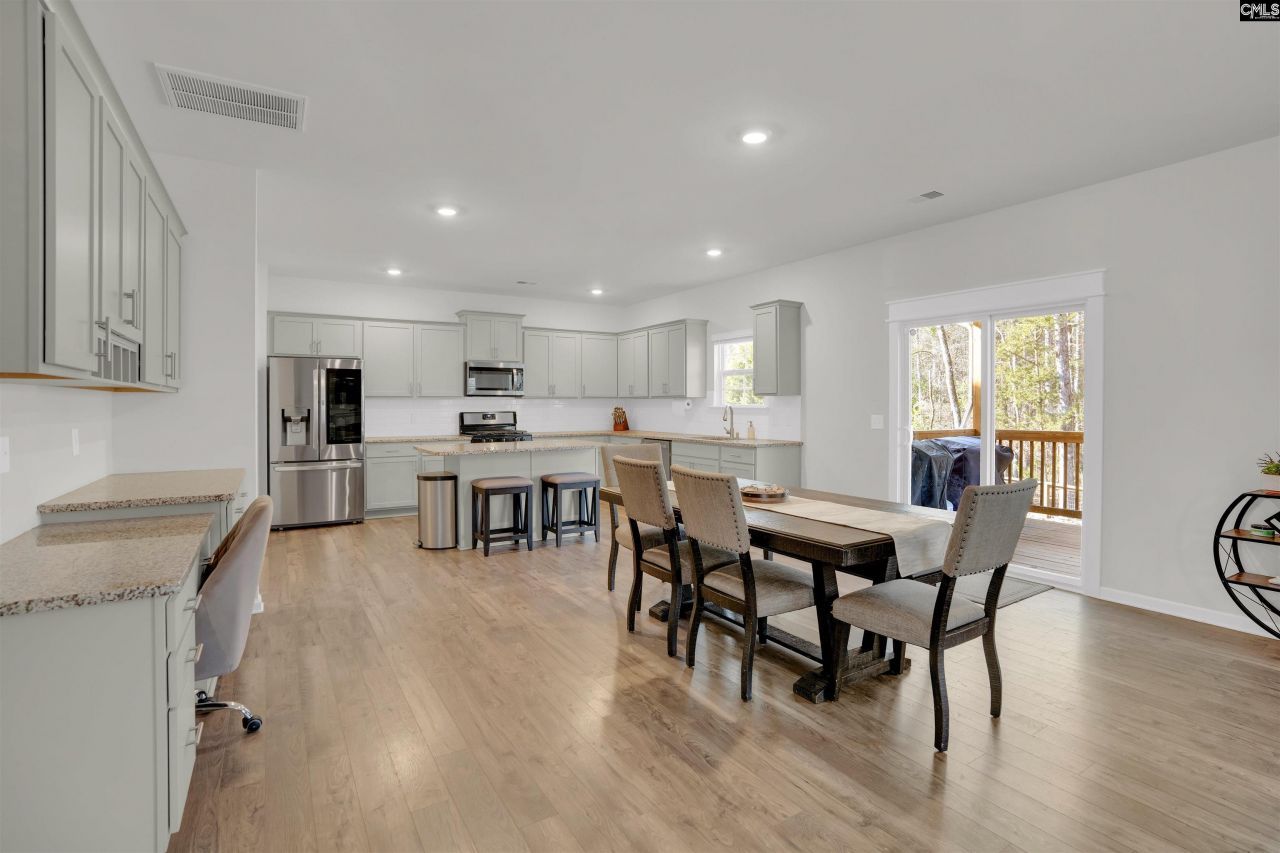 580 Stone Hollow Drive  Photo 14