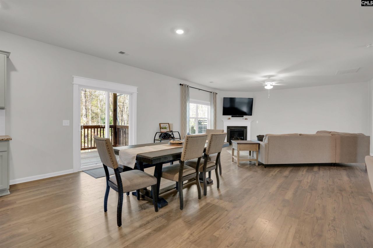 580 Stone Hollow Drive  Photo 17