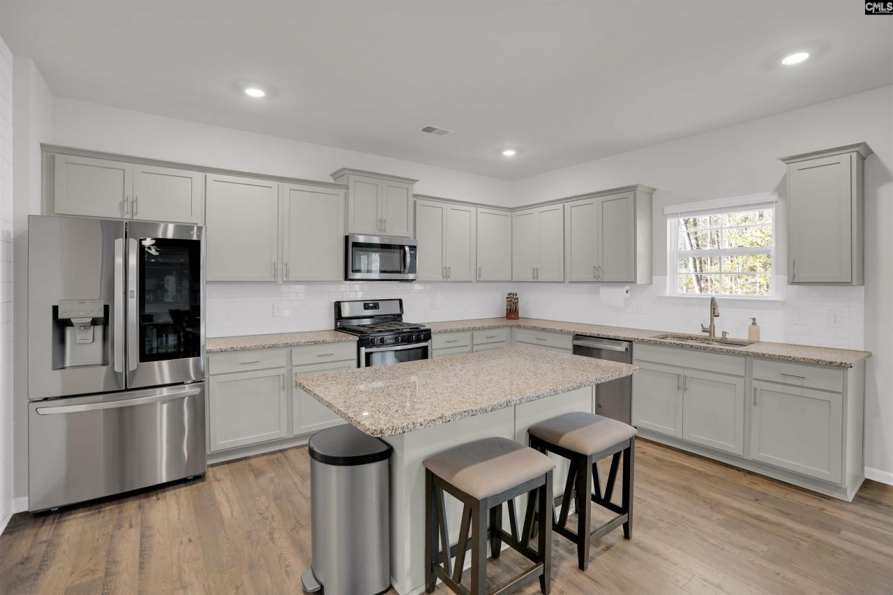 580 Stone Hollow Drive  Photo 18