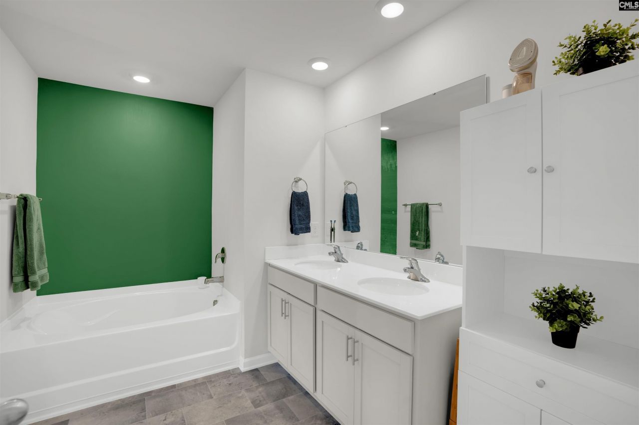 580 Stone Hollow Drive  Photo 26