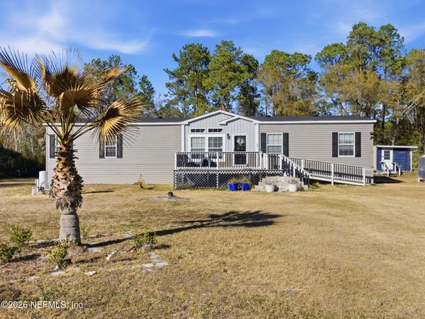 100 CAMP Road, Palatka, FL 32177