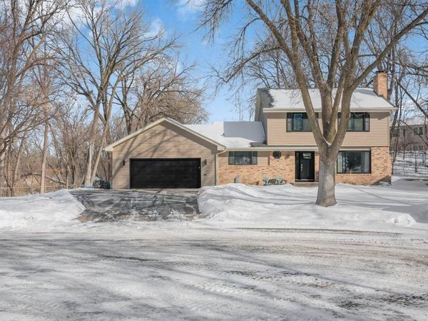 9740 67th Avenue N, Maple Grove, MN 55369