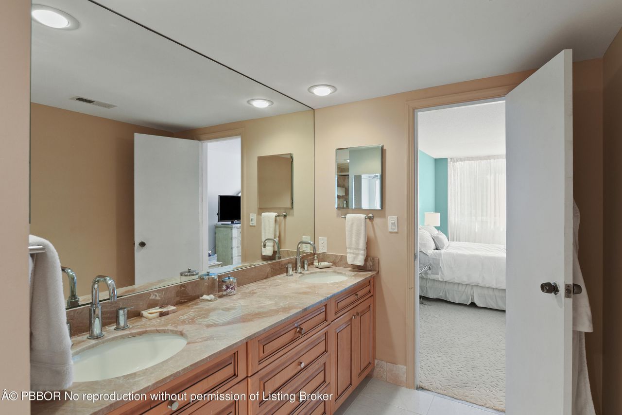 2773 S Ocean Boulevard, Unit 204, Palm Beach, FL 33480 Photo