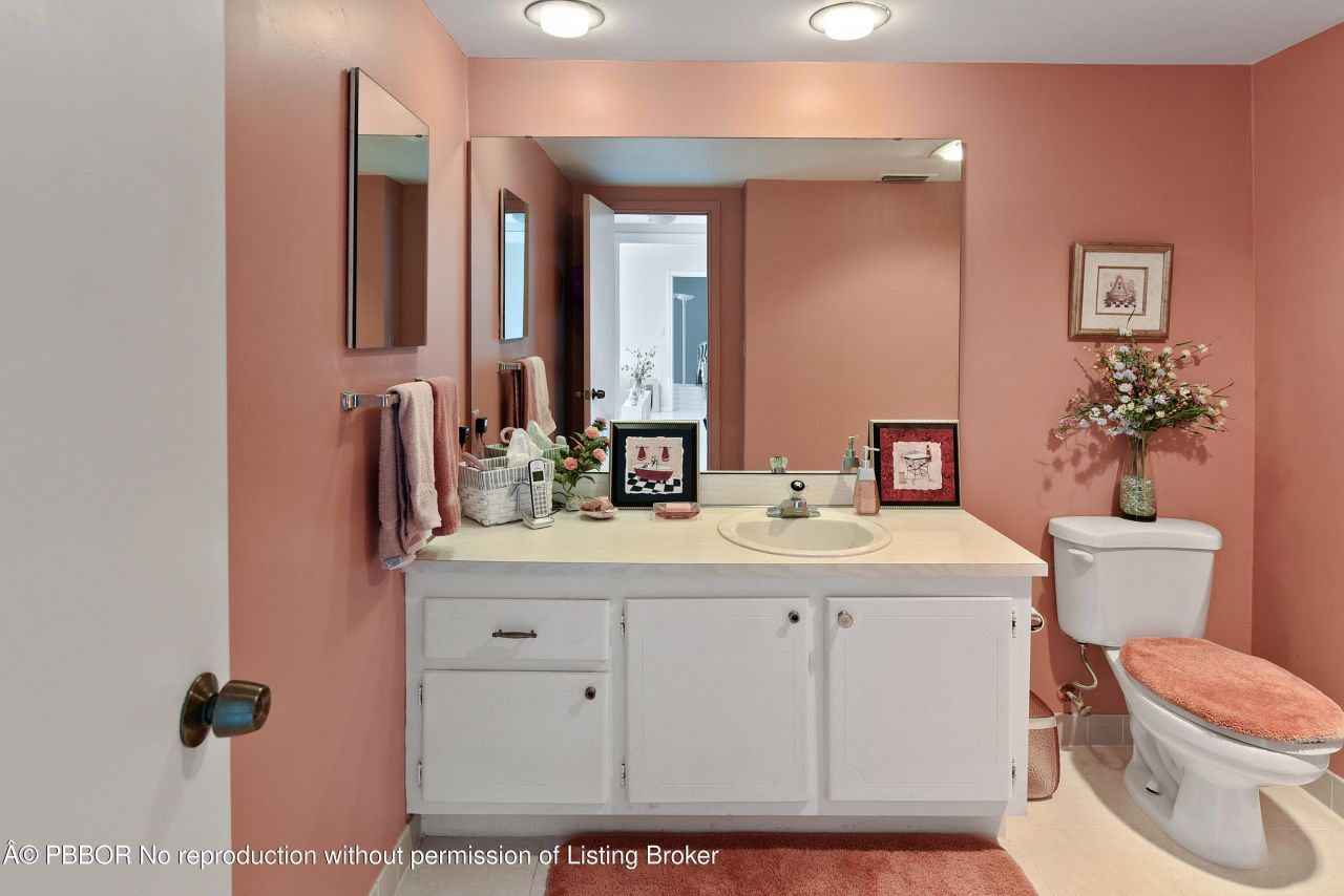 2773 S Ocean Boulevard, Unit 204, Palm Beach, FL 33480 Photo