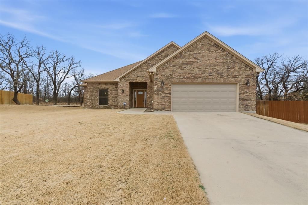 2201 Springhill Court, Mineral Wells, TX 76067 Main Photo