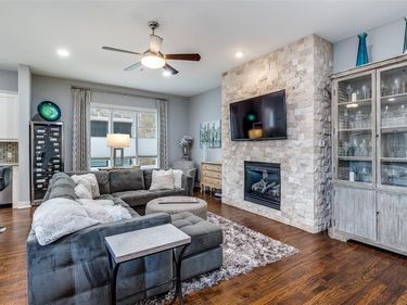 2811 Hood Street, Unit H, Dallas, TX 75219