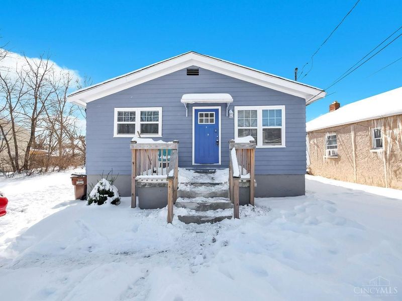 857 Steffen Avenue, Cincinnati, OH 45215 Photo 1