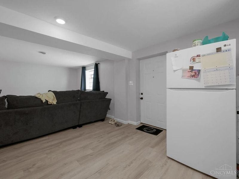 857 Steffen Avenue, Cincinnati, OH 45215 Photo 15