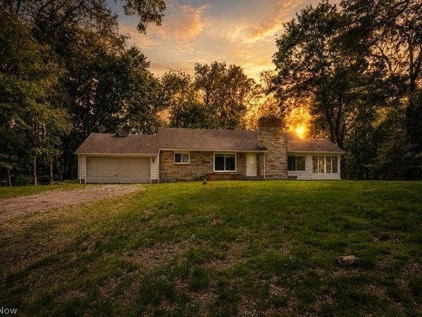 900 State Mill Road, Akron, OH 44319