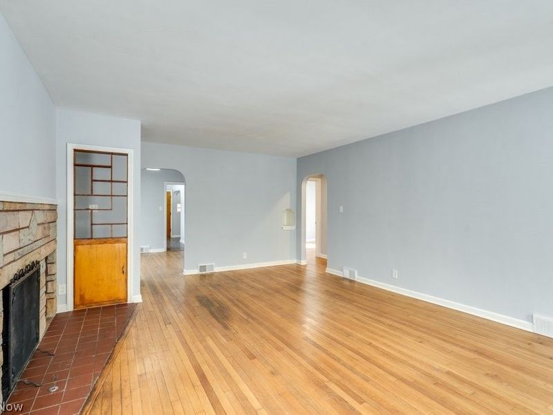 900 State Mill Road, Akron, OH 44319 Photo 8