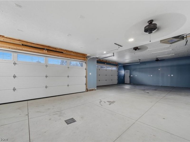 8060 Garnet Avenue NE, Canton, OH 44721 Photo 33