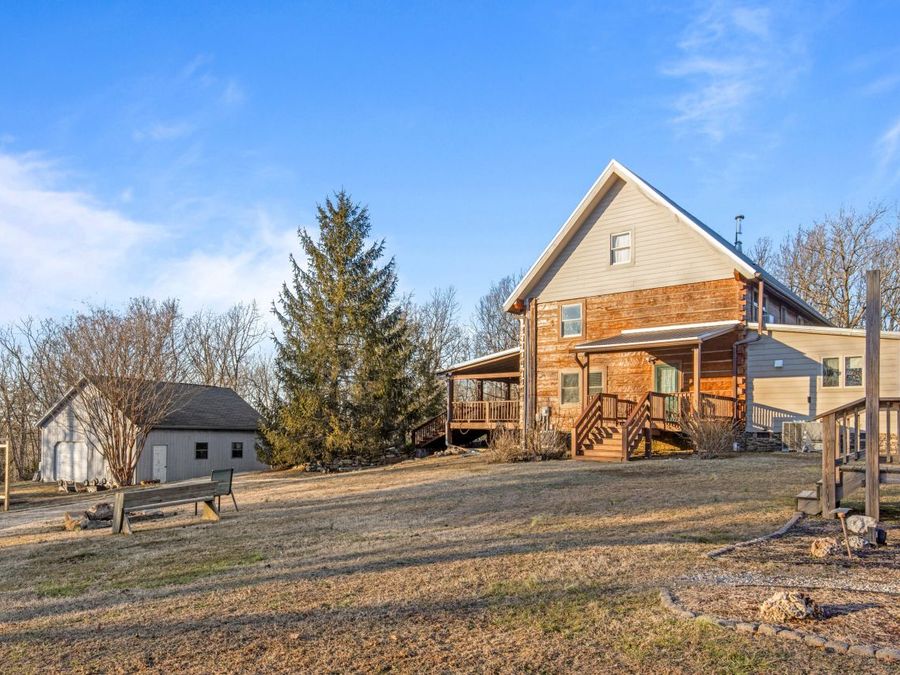 Property Image 100