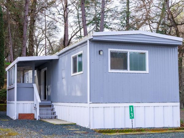 10251 Combie Rd #13, Auburn, CA 95602