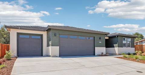 2395 Briar Meadow Cir, Auburn, CA 95603 Photo