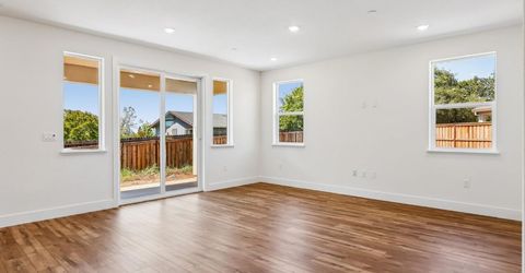 2395 Briar Meadow Cir, Auburn, CA 95603 Photo