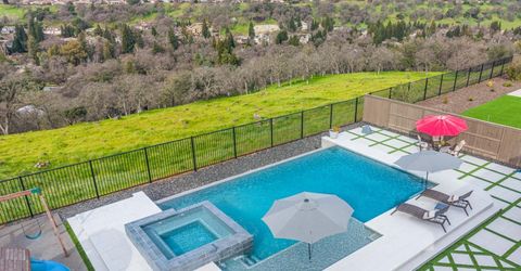 4067 Whitney Vista Ln, Rocklin, CA 95677 Photo
