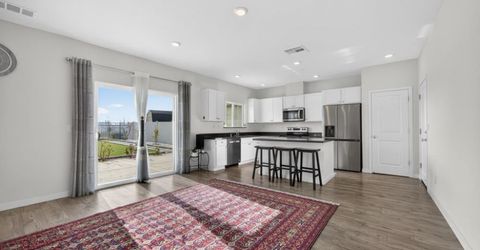 7816 Dracut Dr, Elk Grove, CA 95758 Photo