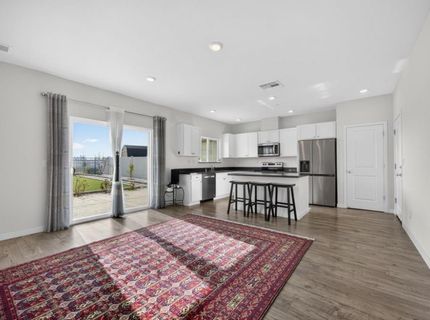 7816 Dracut Dr, Elk Grove, CA 95758 Photo