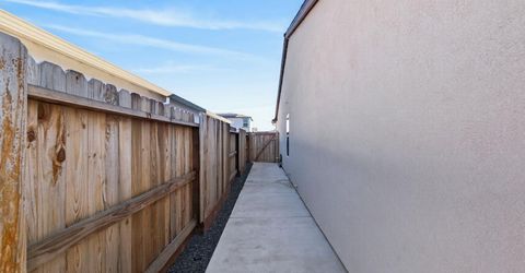 7478 Chadbourne Way, Sacramento, CA 95829 Photo