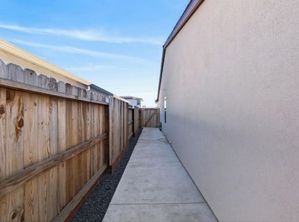 7478 Chadbourne Way, Sacramento, CA 95829 Photo