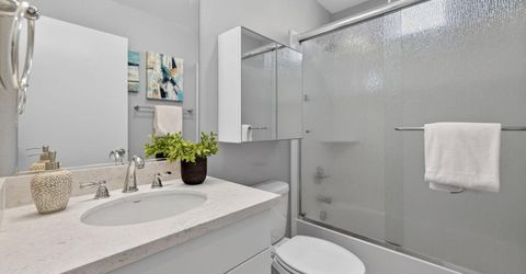 310 1st Ave, Sacramento, CA 95818 Photo