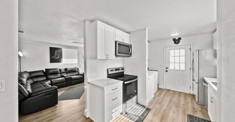 4400 79th St, Sacramento, CA 95820 Photo