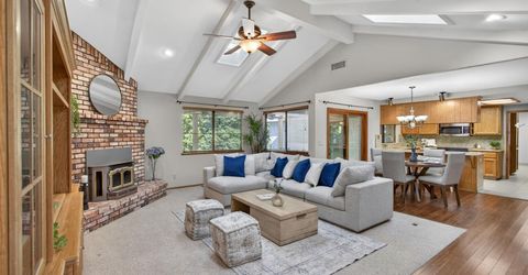 14 Rose River Ct, Sacramento, CA 95831 Photo