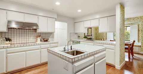 2812 Lacy Ln, Sacramento, CA 95821 Photo