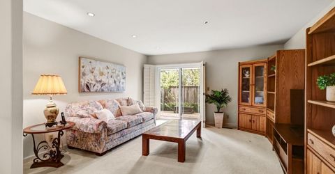 2812 Lacy Ln, Sacramento, CA 95821 Photo