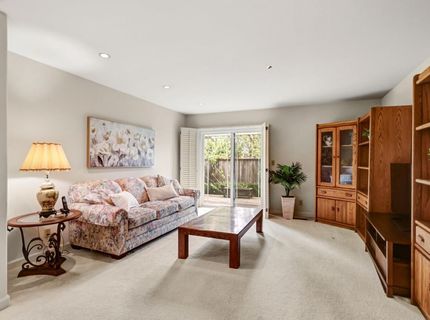 2812 Lacy Ln, Sacramento, CA 95821 Photo