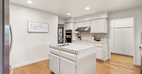 2812 Lacy Ln, Sacramento, CA 95821 Photo