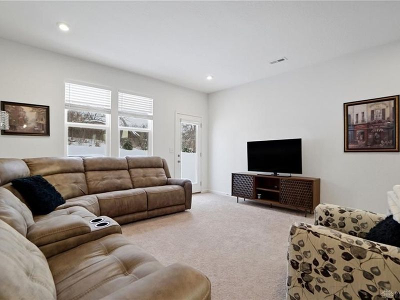 416 Summerlyn Farms Court, Lebanon, OH 45036 Photo 9