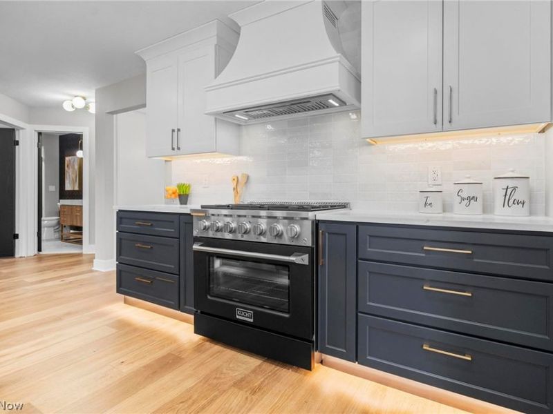 31129 Huntington Woods Parkway, Bay Village, OH 44140 Photo 11