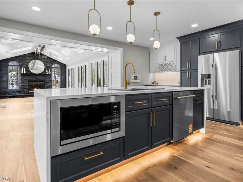 31129 Huntington Woods Parkway, Bay Village, OH 44140 Photo 12