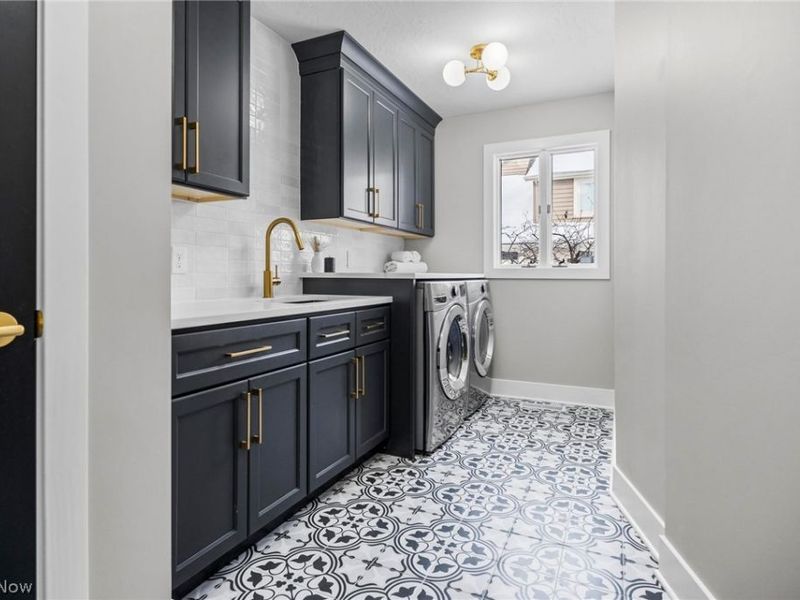 31129 Huntington Woods Parkway, Bay Village, OH 44140 Photo 24