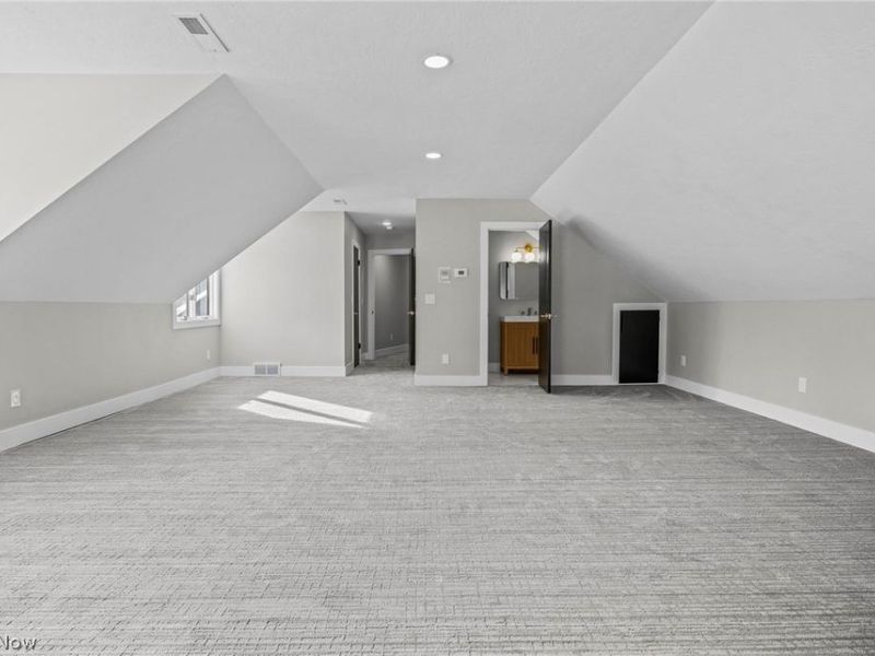 31129 Huntington Woods Parkway, Bay Village, OH 44140 Photo 40