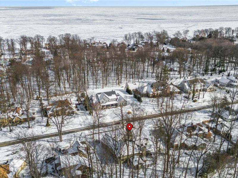 31129 Huntington Woods Parkway, Bay Village, OH 44140 Photo 43