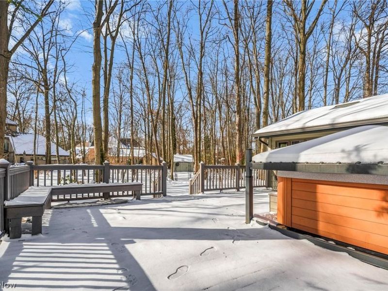 31129 Huntington Woods Parkway, Bay Village, OH 44140 Photo 46