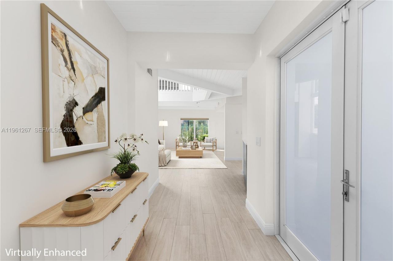 20205 W Oak Haven Cir, Miami, FL 33179 Photo