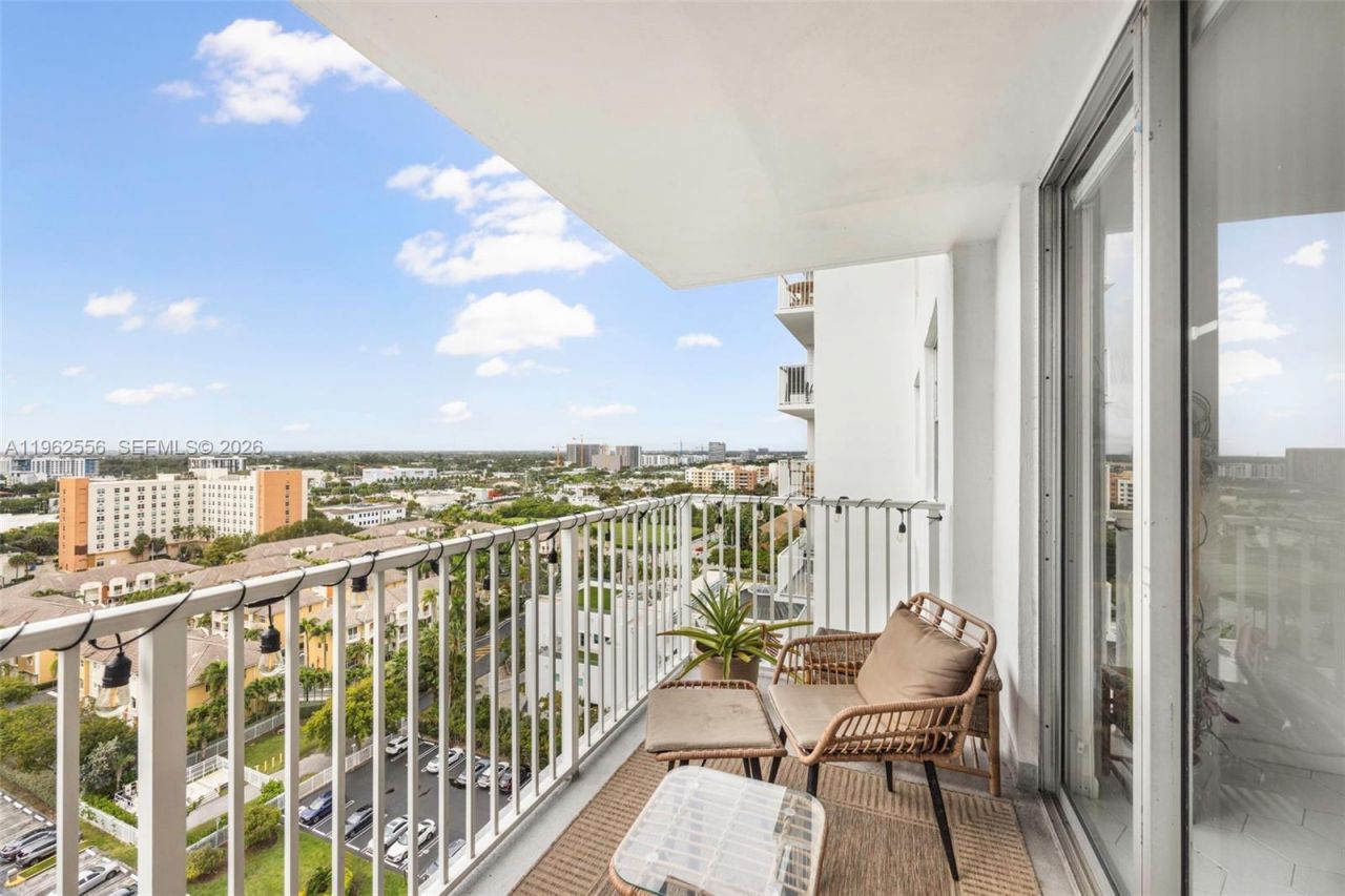 2801 NE 183rd St , Unit 1607W, Aventura, FL 33160 Photo