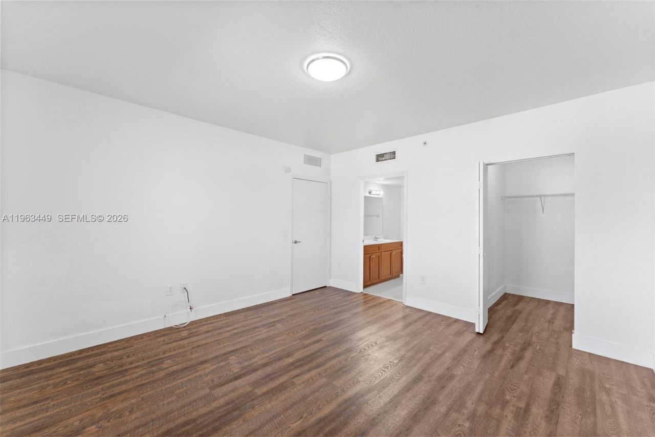 36 NW 6th Ave , Unit 502, Miami, FL 33128 Photo