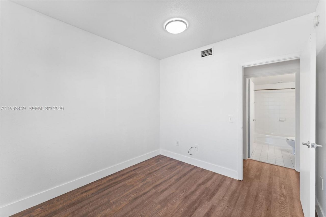 36 NW 6th Ave , Unit 502, Miami, FL 33128 Photo