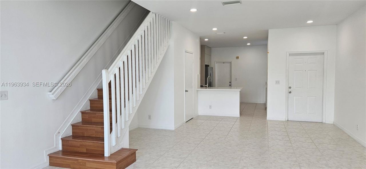 3686 San Simeon Cir , Unit 3686, Weston, FL 33331 Photo