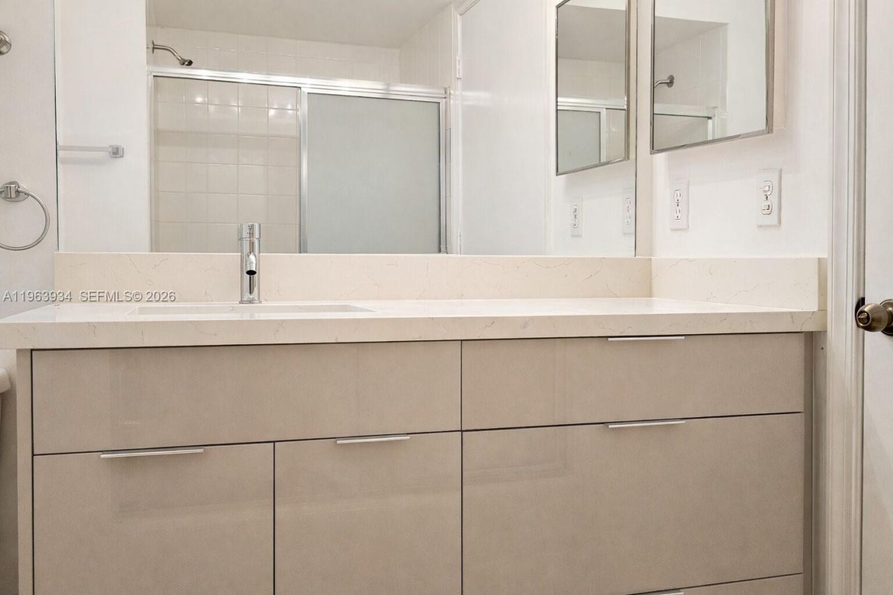 3686 San Simeon Cir , Unit 3686, Weston, FL 33331 Photo