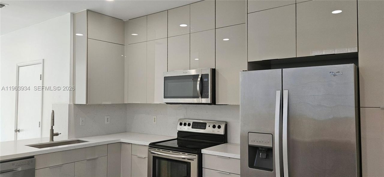 3686 San Simeon Cir , Unit 3686, Weston, FL 33331 Photo