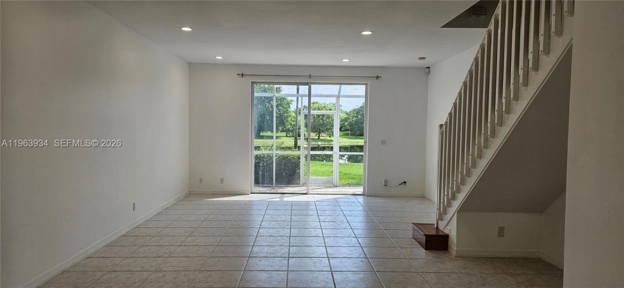 3686 San Simeon Cir , Unit 3686, Weston, FL 33331 Photo