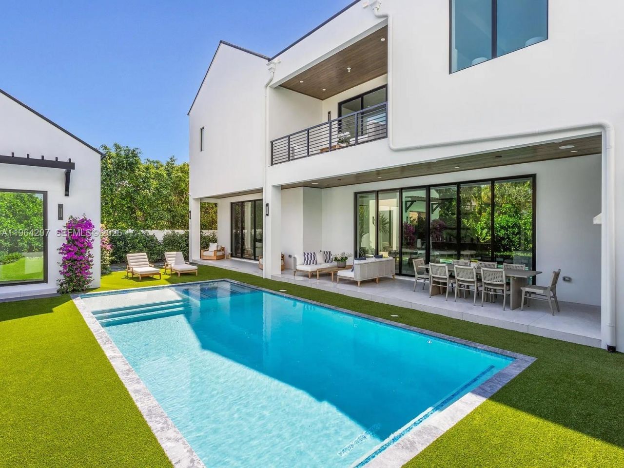 123 Murray Rd , West Palm Beach, FL 33405 Photo