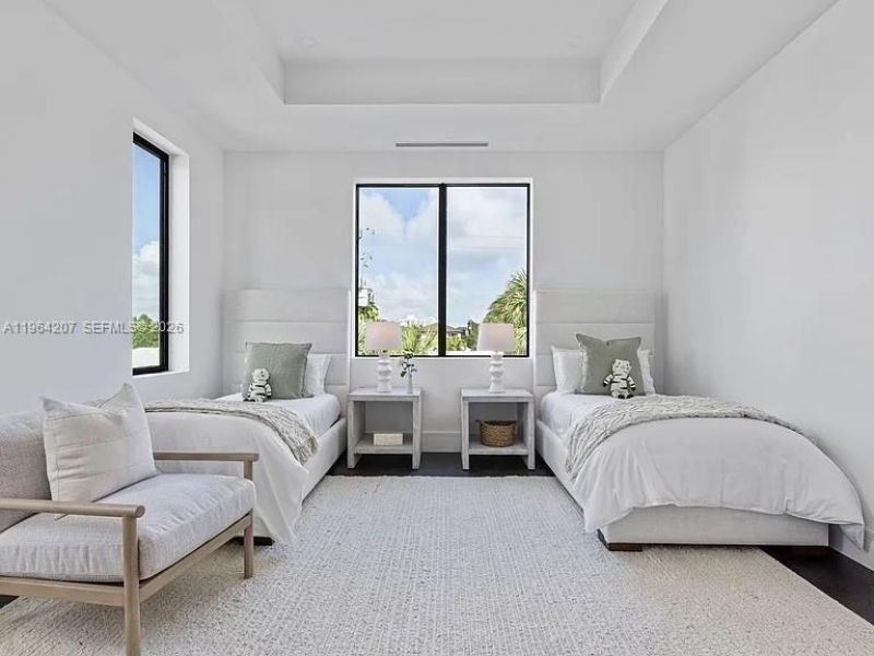 123 Murray Rd , West Palm Beach, FL 33405 Photo